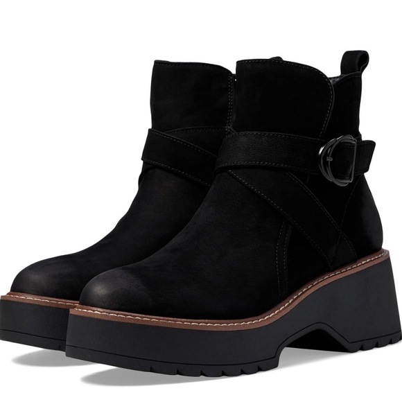 Blondo Women’s Giovanni Ankle Fashion Boot Size 8 - Picture 1 of 10
